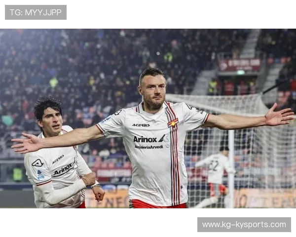 意甲联赛：谁将夺得金靴奖？球员表现抢眼，意甲金靴进球纪录